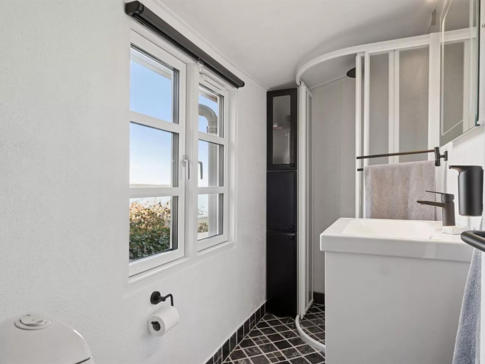 "Gesine" - 50m to the fjord-Dedans