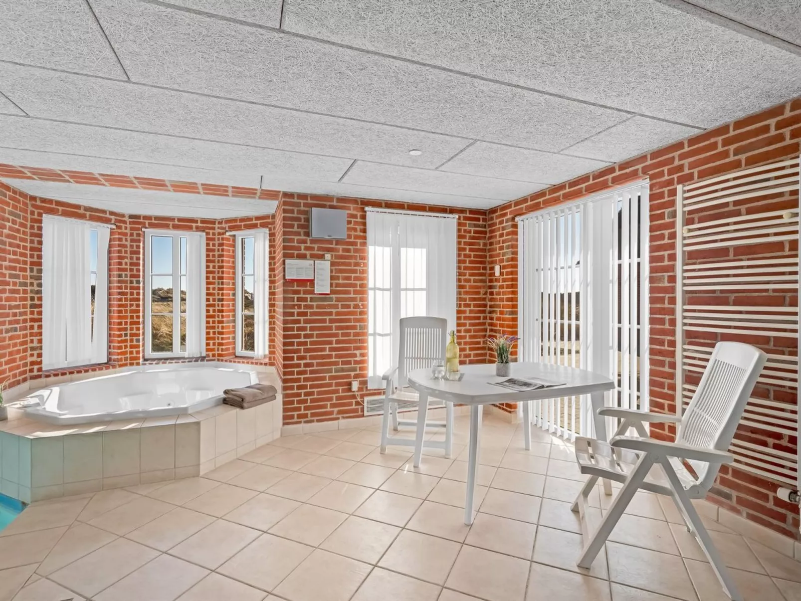 "Gytha" - 75m from the sea-Draußen