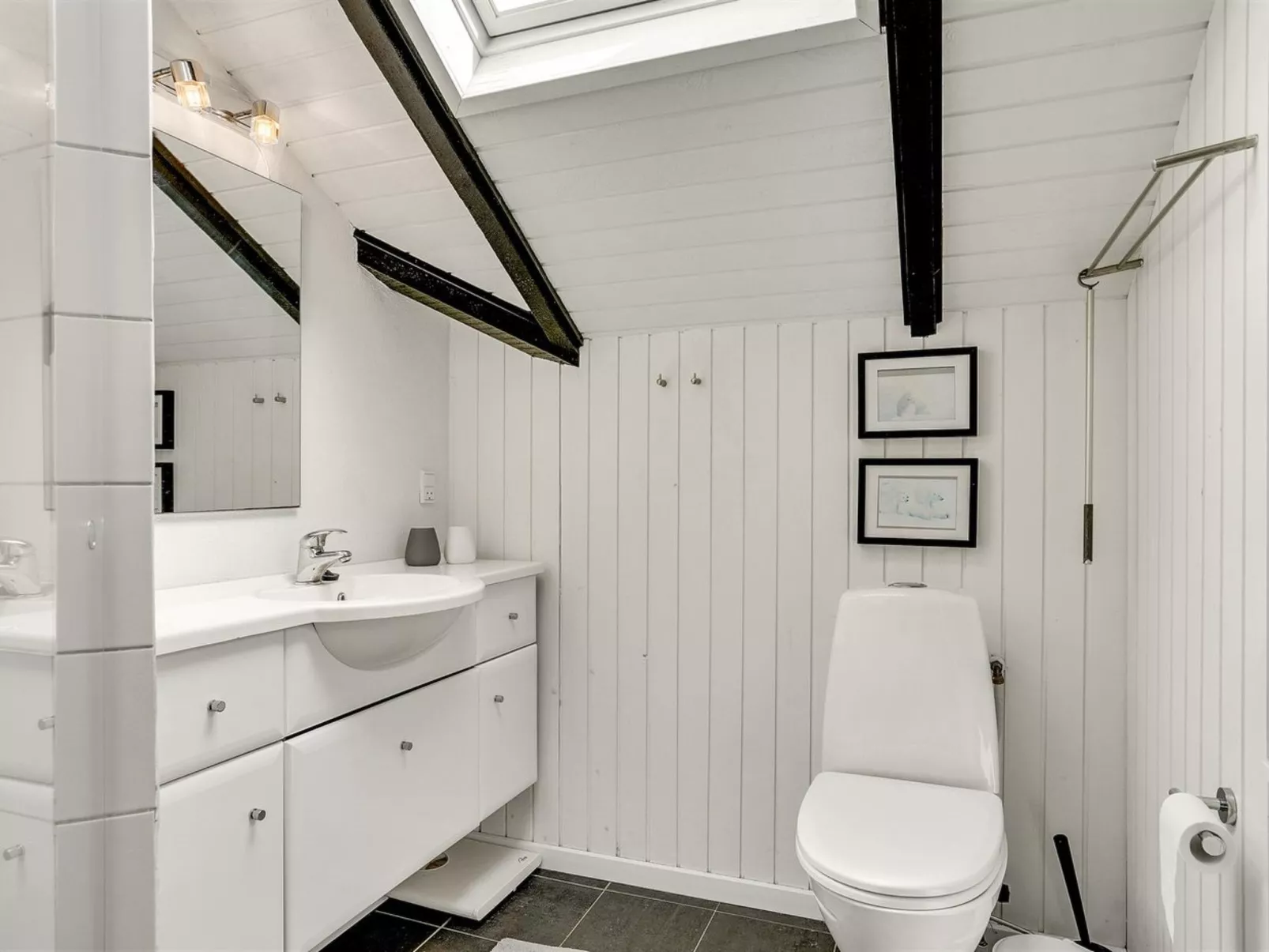 "Magnus" - 250m to the fjord-Inside