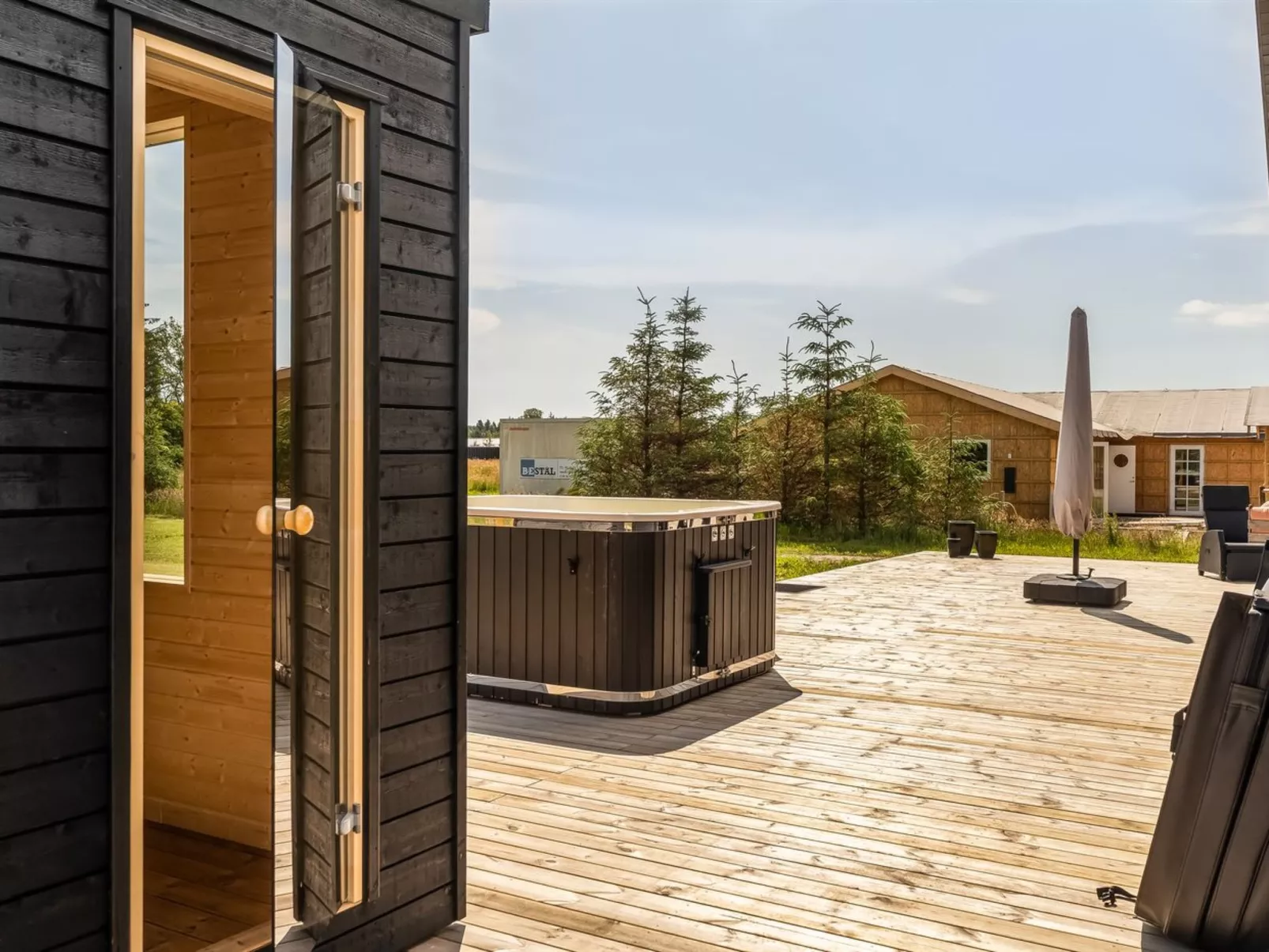 "Mads" - 700m from the sea-Inside