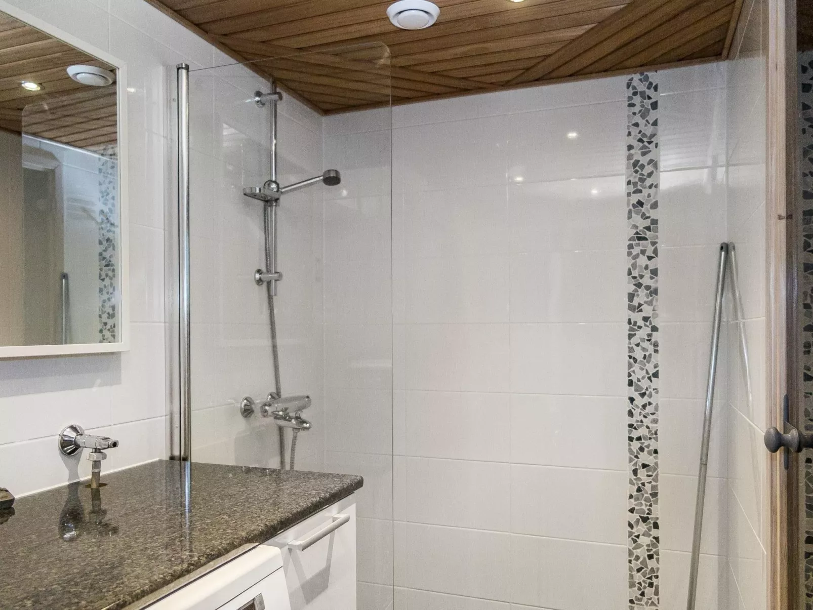 Tahkon rentola bertta-Dedans