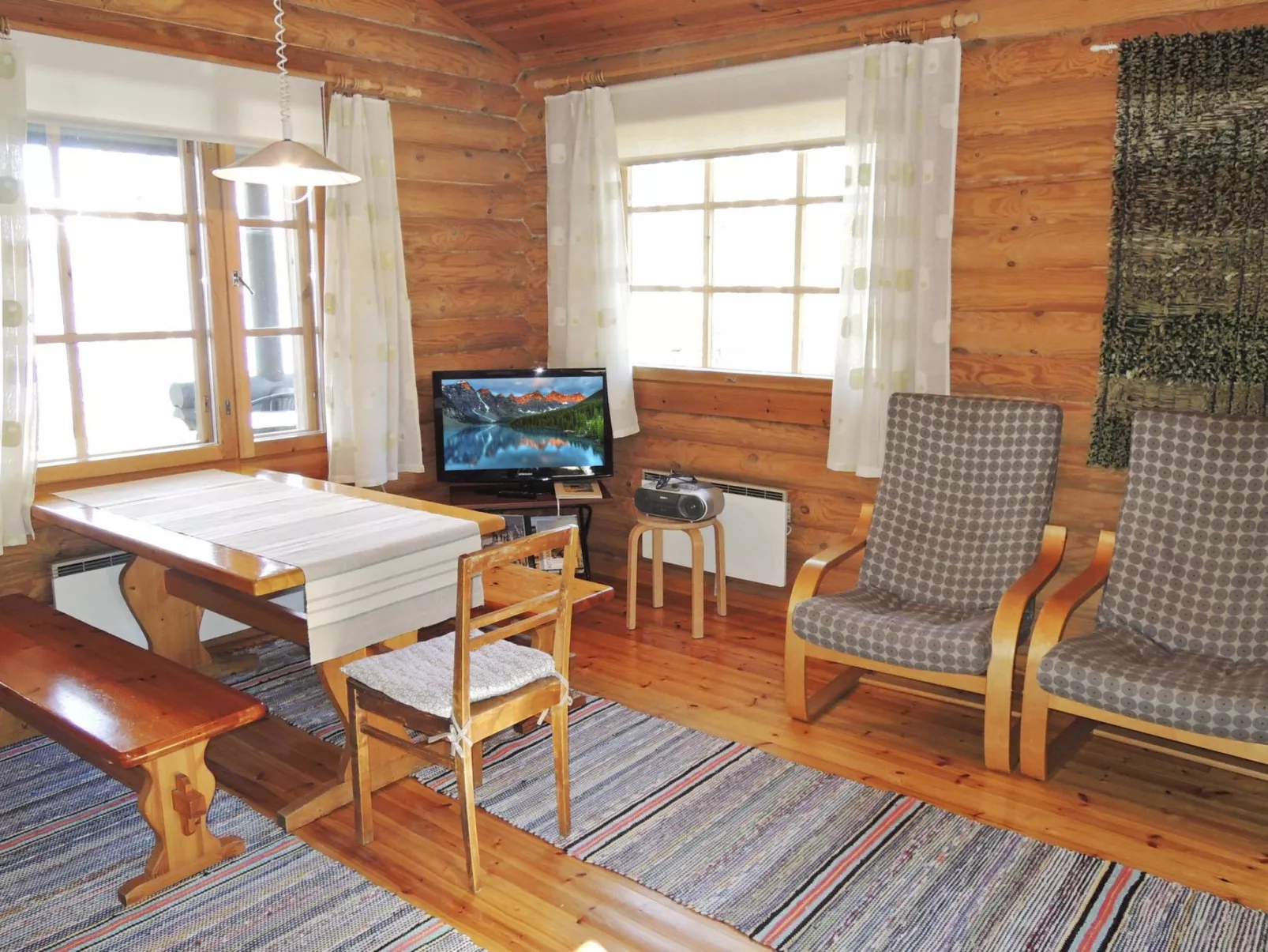 Turulan hiekka-Dedans