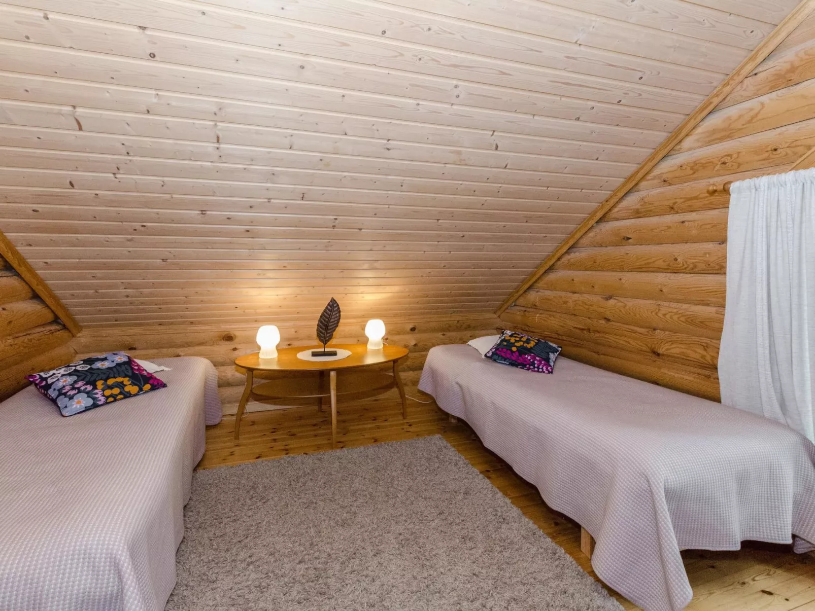 Hatun huilaus-Drinnen