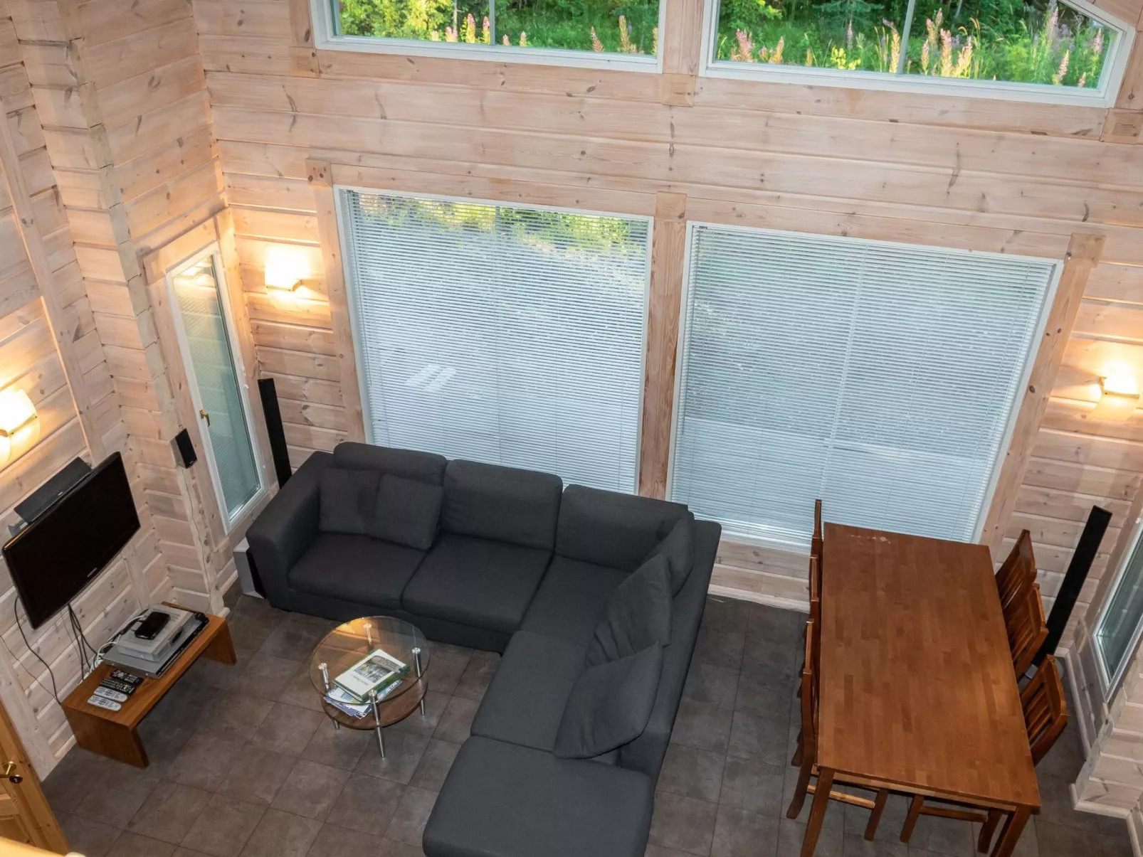 Amero purnu 1-Dedans