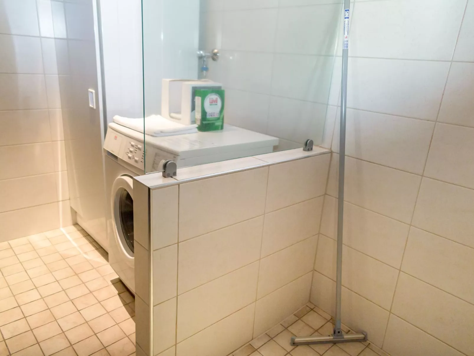 Tahko spa junior suite orange b2-Drinnen