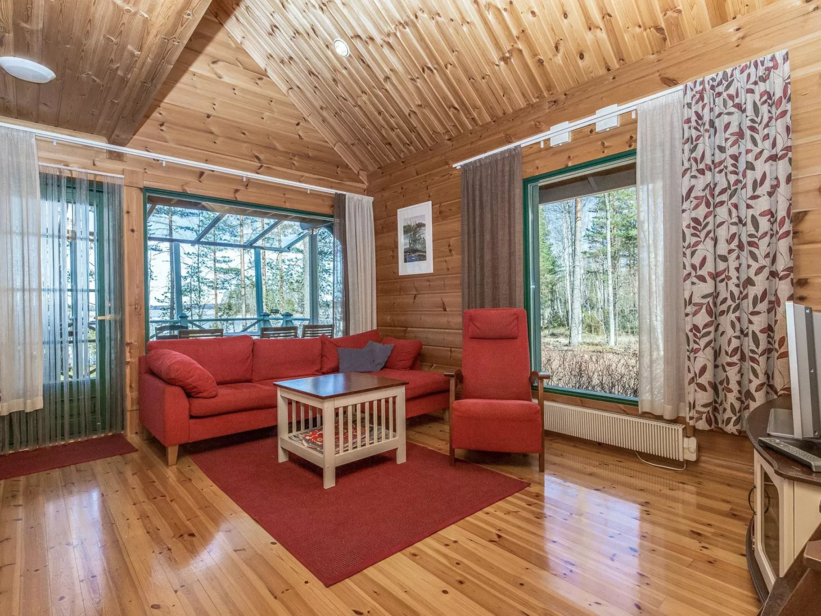 Villa populus-Dedans