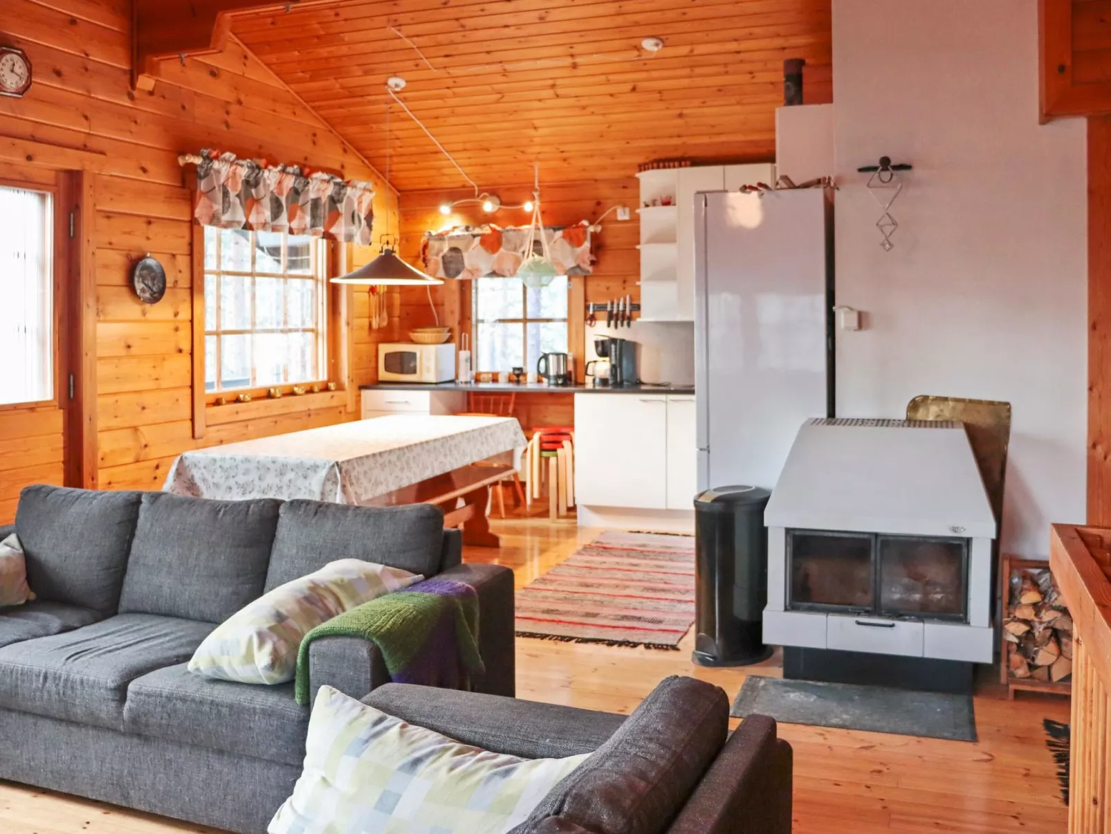 Alppitalo mökki-Dedans