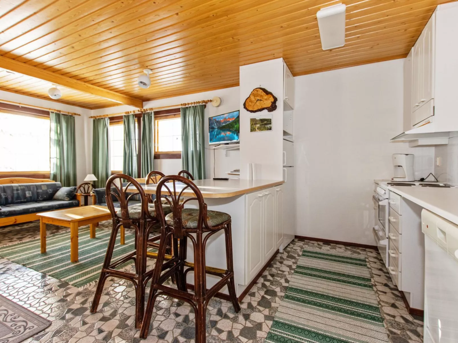 Alppikylä 13b paritalo-Dedans