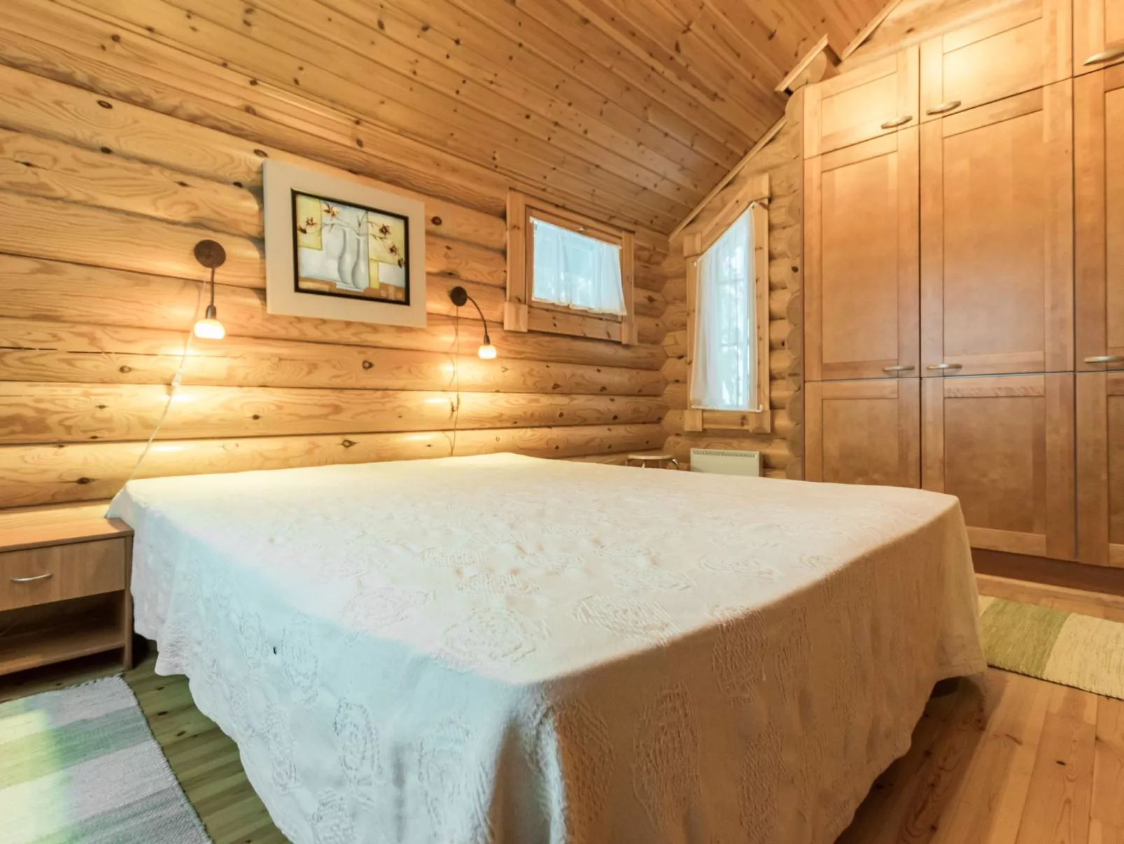 Sateenkaari mökki-Drinnen