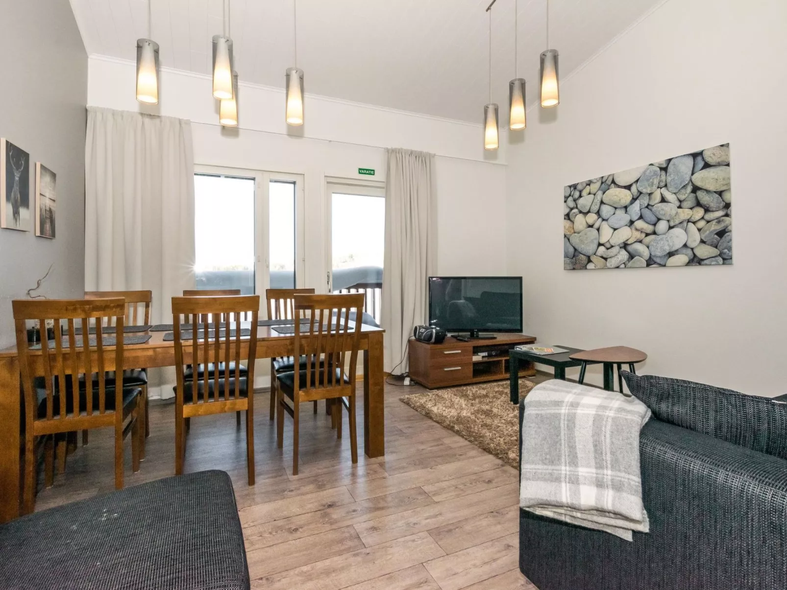 Skivillas 61 ukkohalla (b8)-Dedans