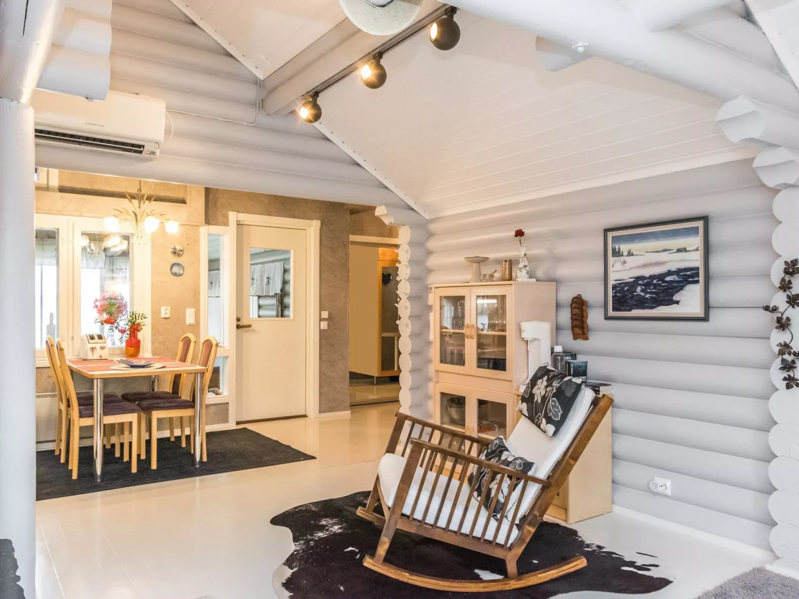 Villa leinola 2-Drinnen