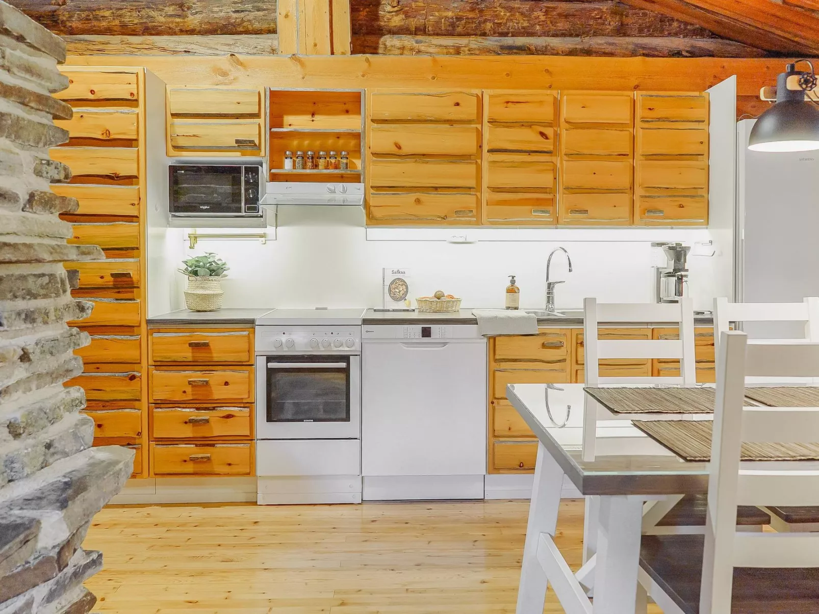 Rantaruka 4 d 2-Dedans