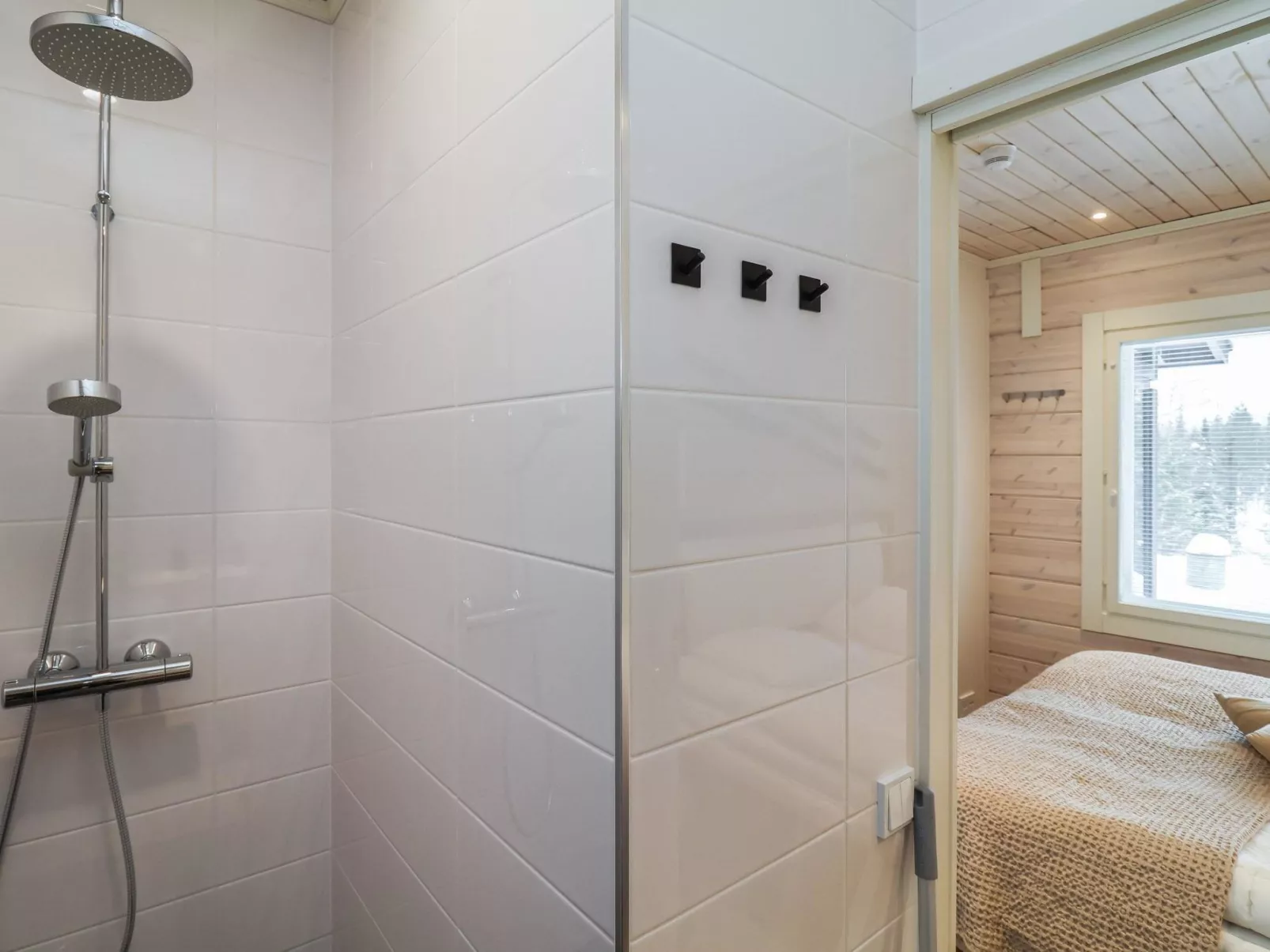 Koukkupolku 5-Drinnen