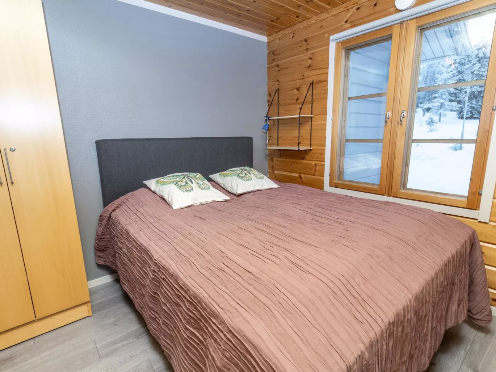 Rukan ankkuri-Drinnen