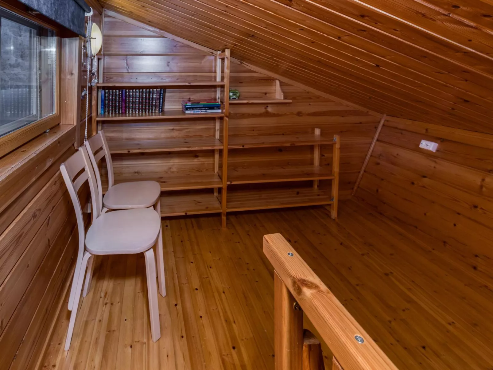 Pohjaslahdentie 17 b-Dedans