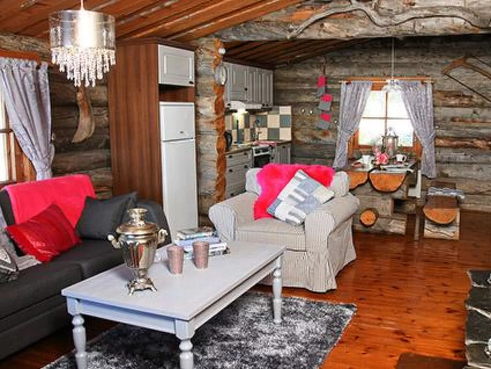 Kopinkallio 2-Dedans