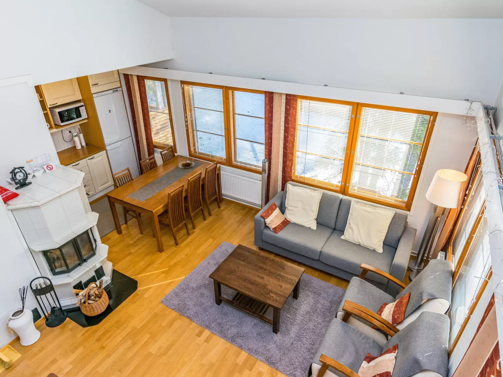 Karhunvartijan pirtti c4-Dedans