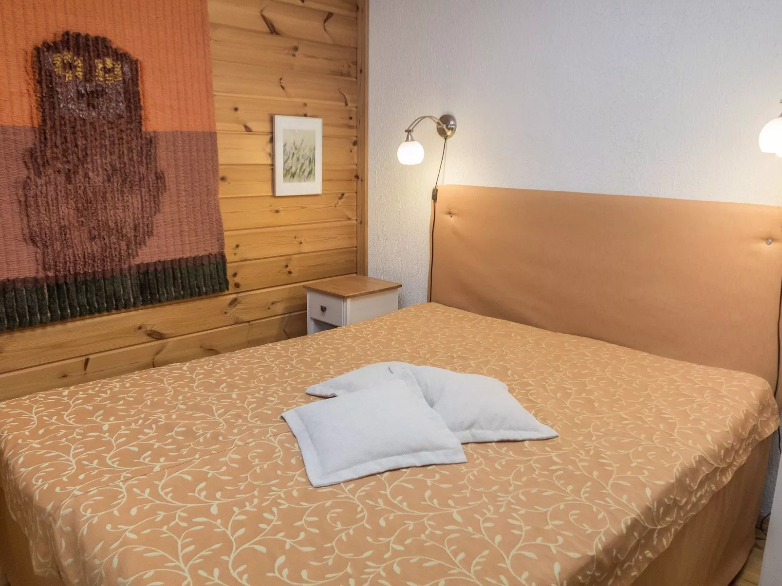 Pöllölaakso-Dedans