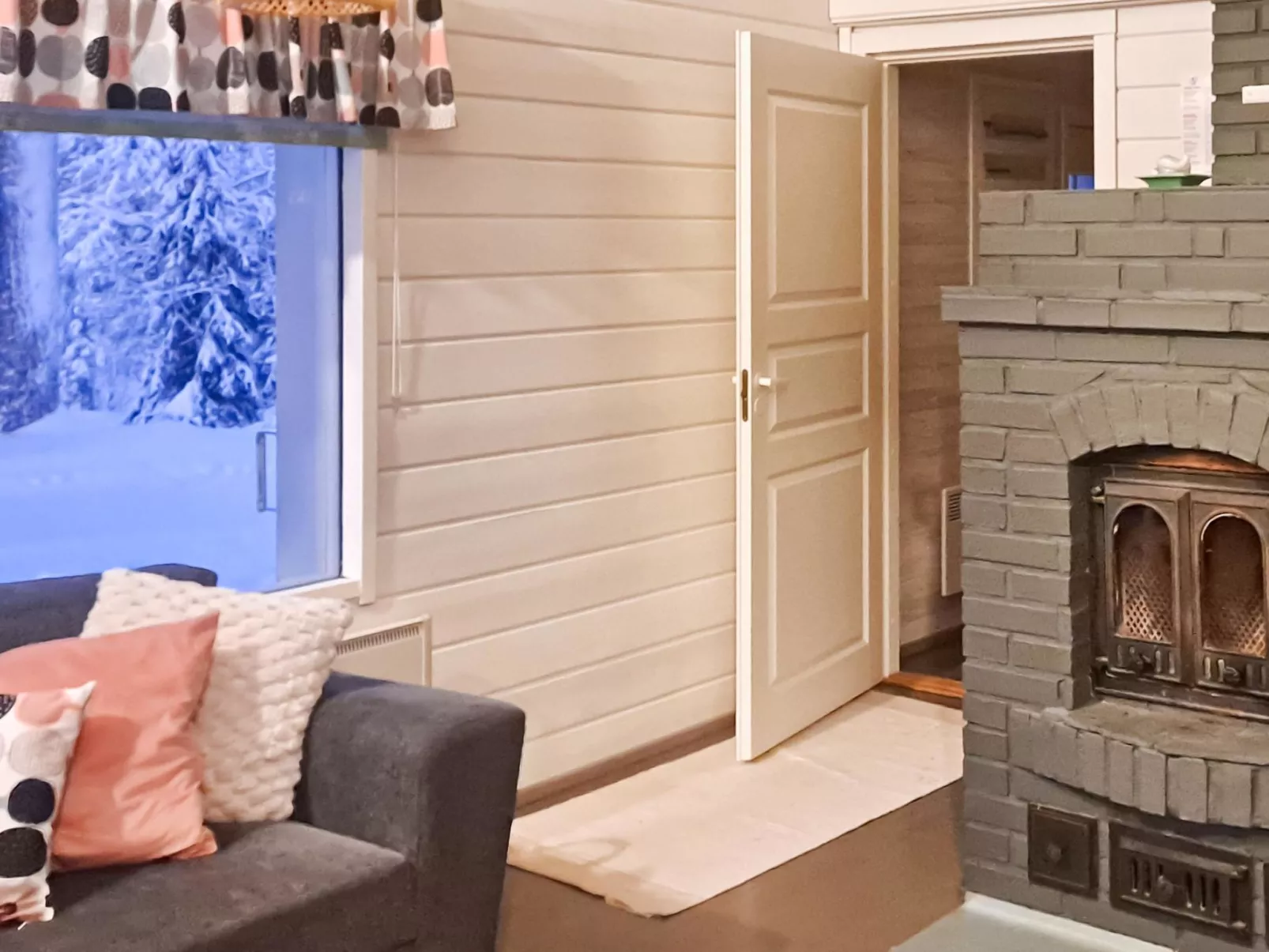 Pajalan piilopirtti-Dedans