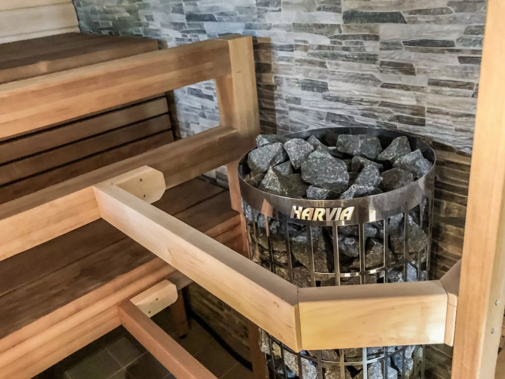 Pajalan hirsitupa-Dedans