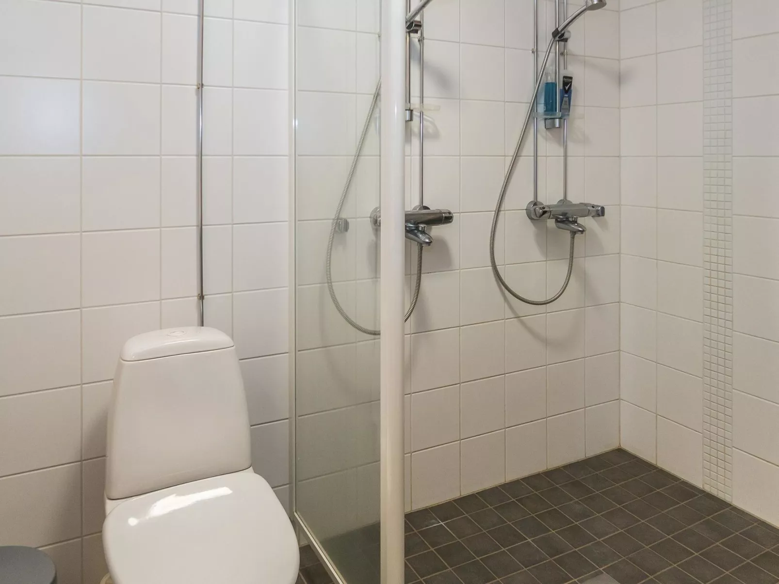 Länsirinne b5-Drinnen