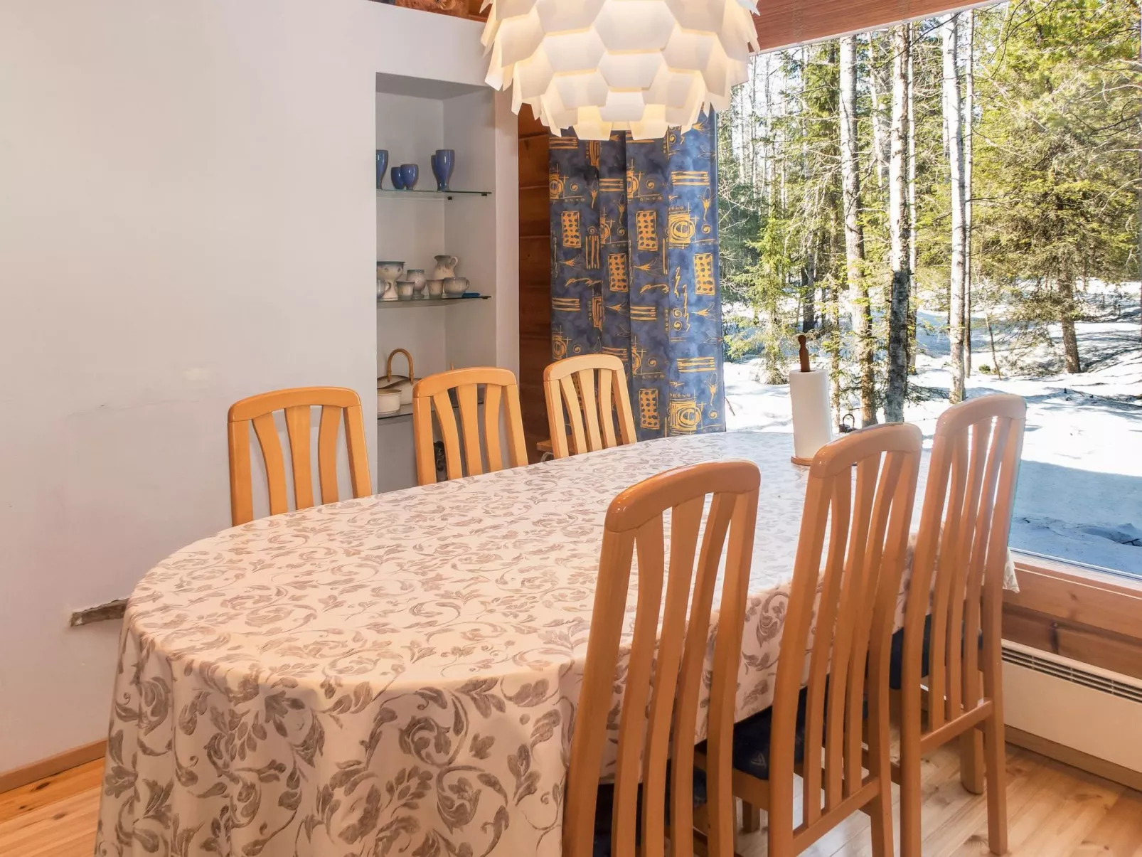 Villa rukaherttua-Dedans