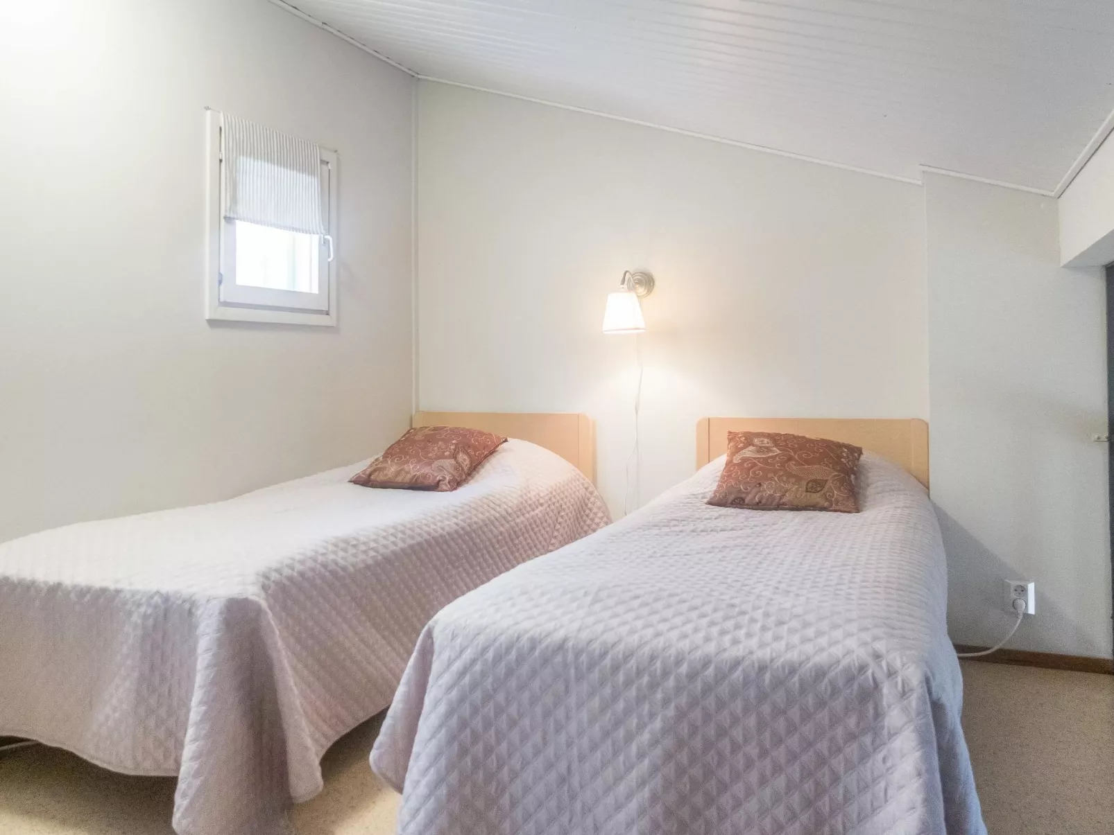 Lomakatti 6 a-Dedans