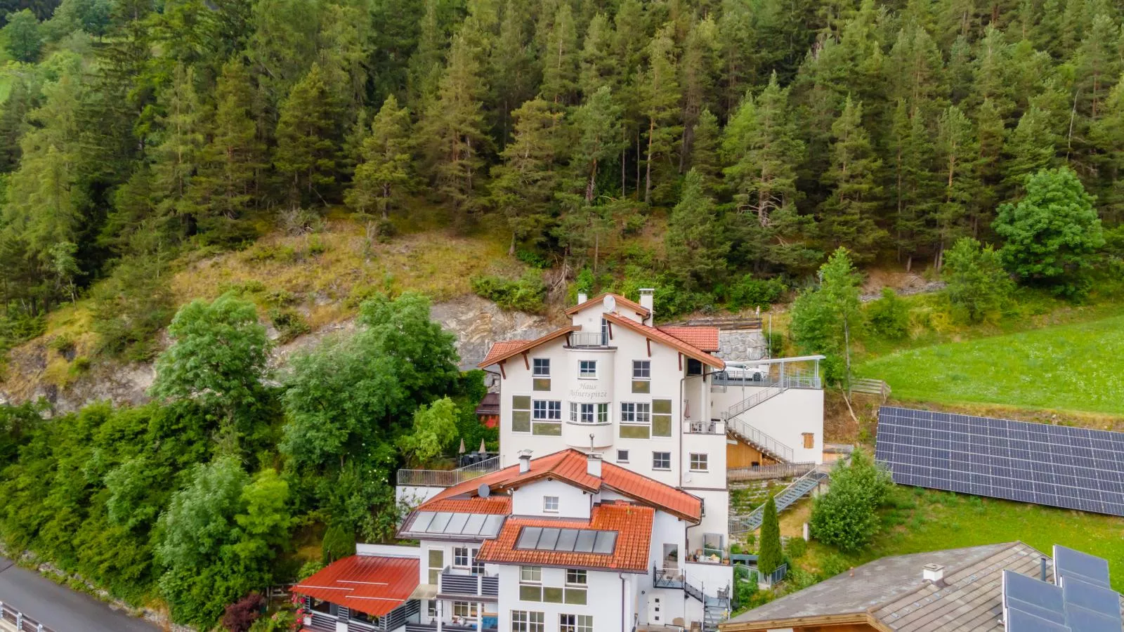 Haus Aifnerspitze-View