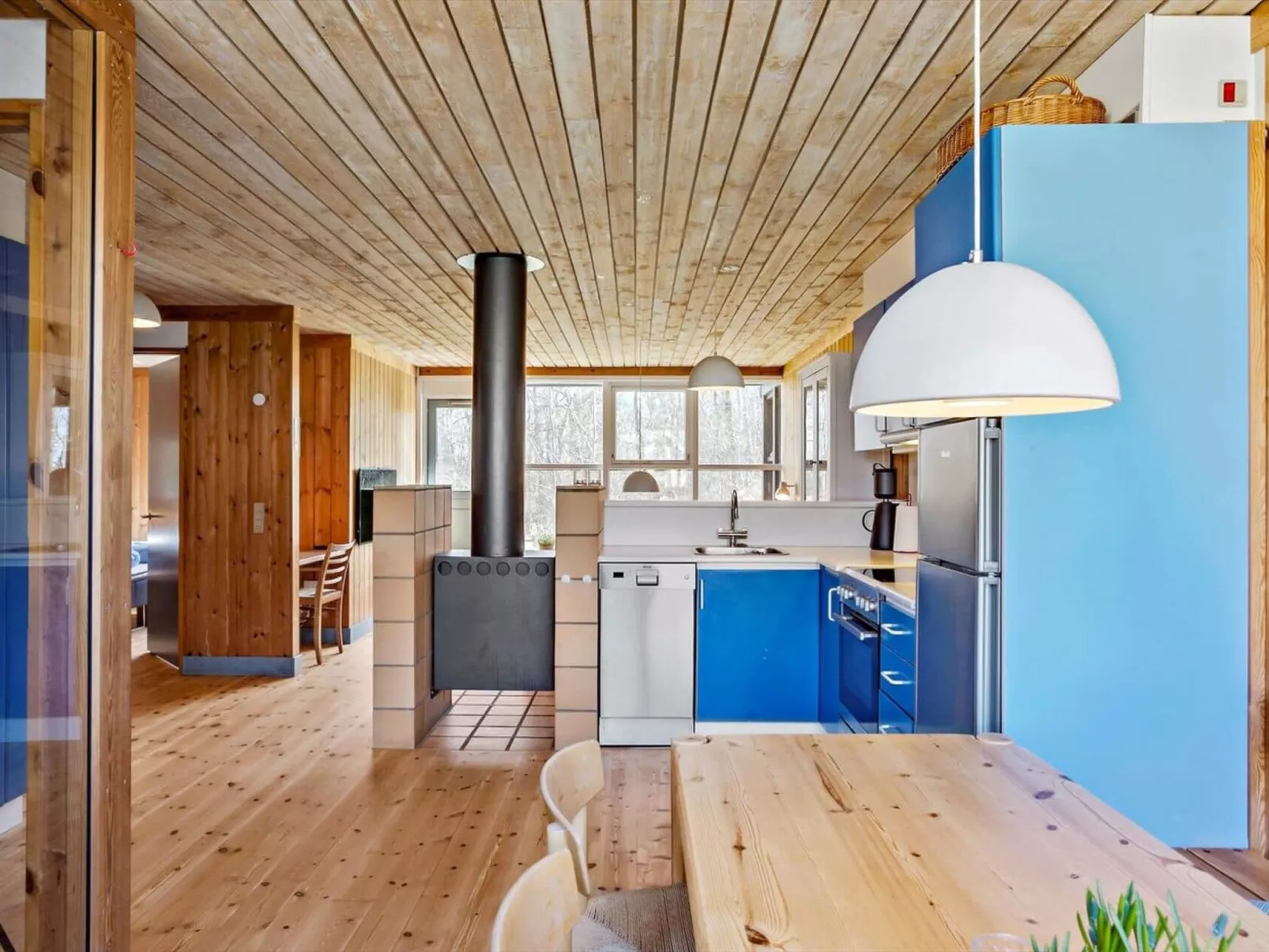 "Orpah" - 100m from the sea-Dedans