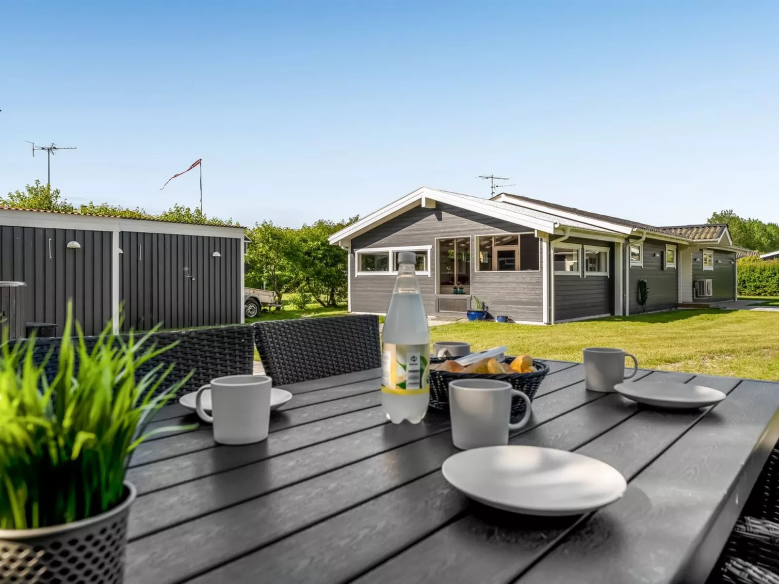 "Rathi" -  from the sea-Draußen