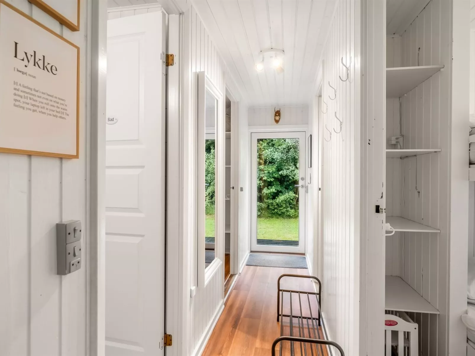 "Gitten" -  from the sea-Inside