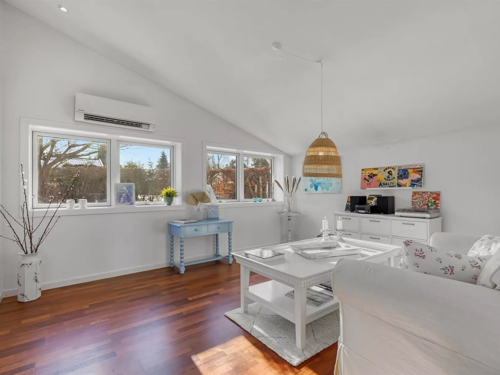 "Etly" - 900m from the sea-Dedans