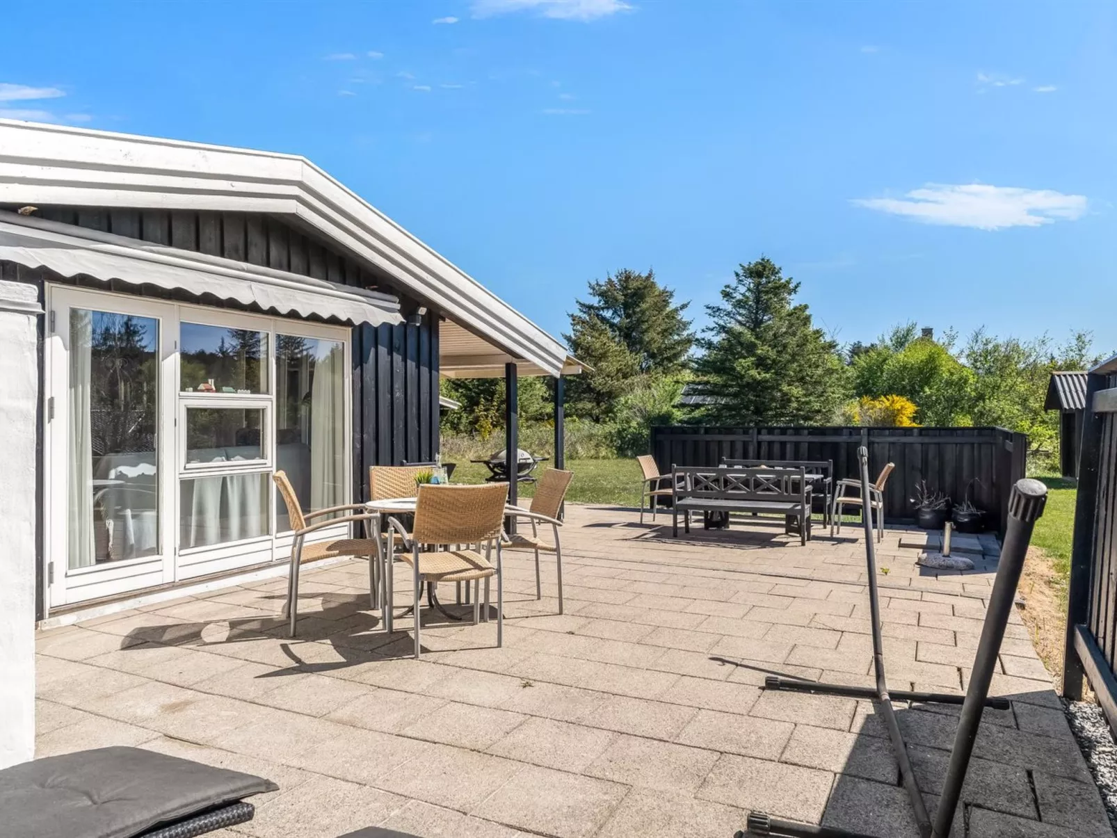 "Rieke" - 2km from the sea-Outside