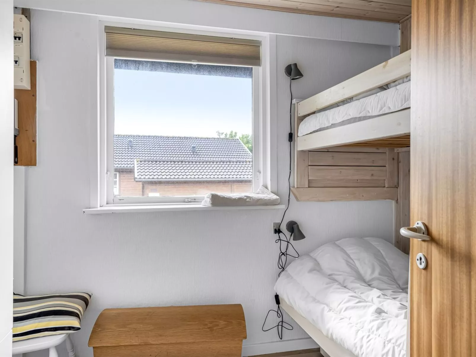 "Johan" -  from the sea-Inside