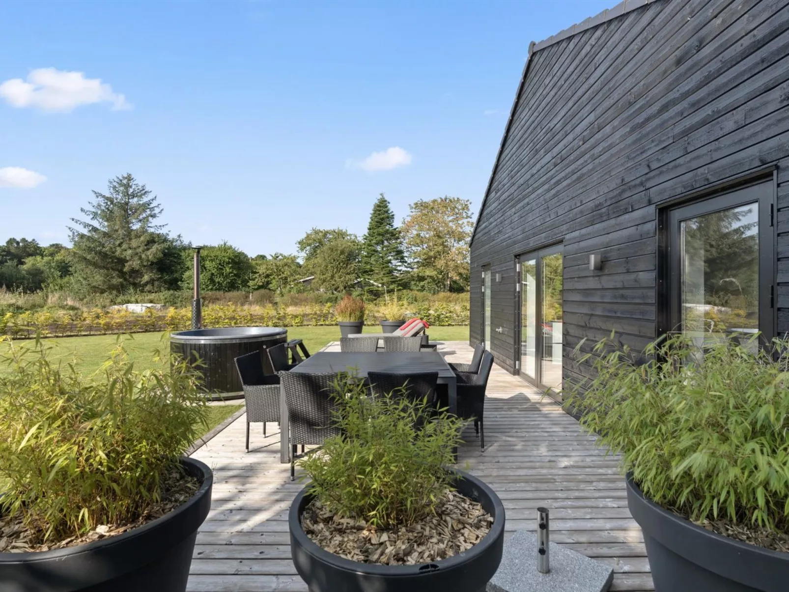 "Harri" - 400m from the sea-Outside