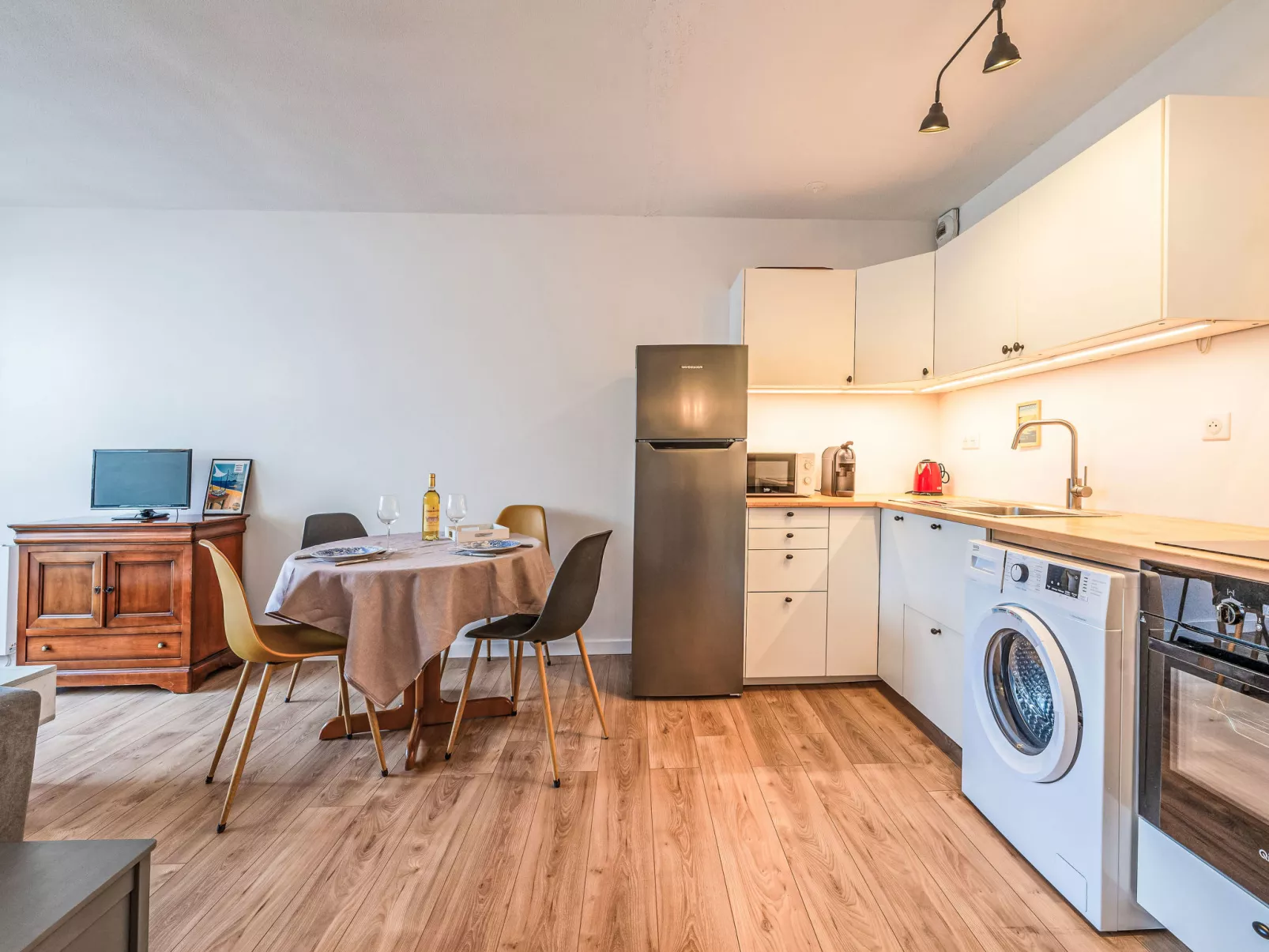 Plein Soleil-Drinnen