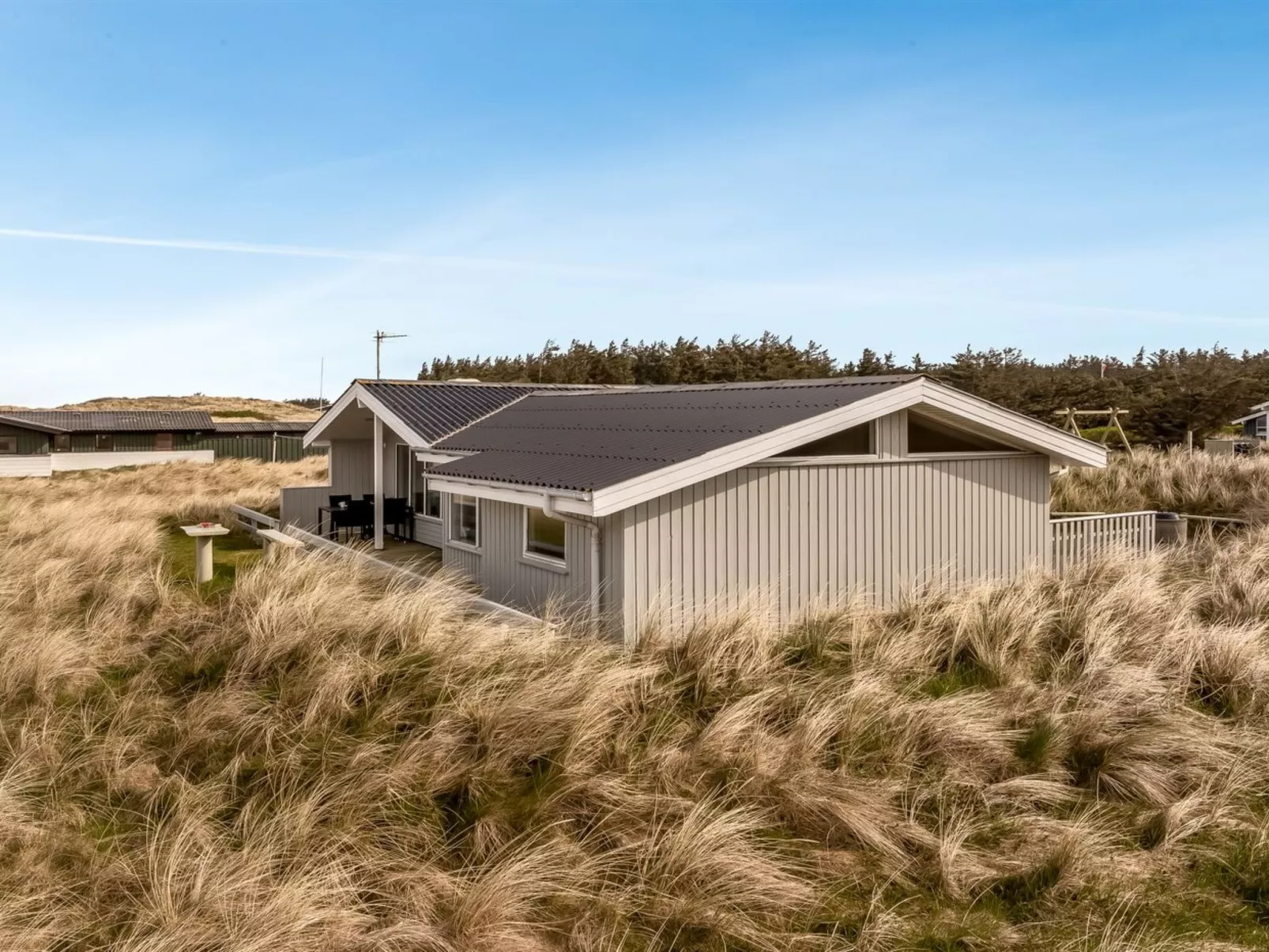 "Fridgerd" - 300m from the sea-Outside