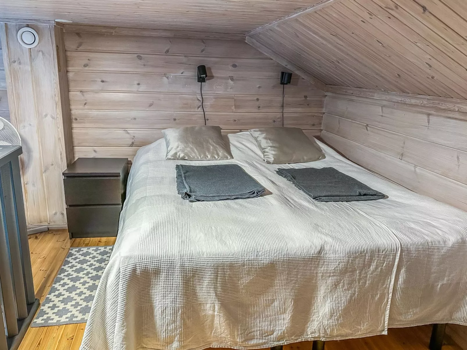 Lähikaltio 330-Dedans