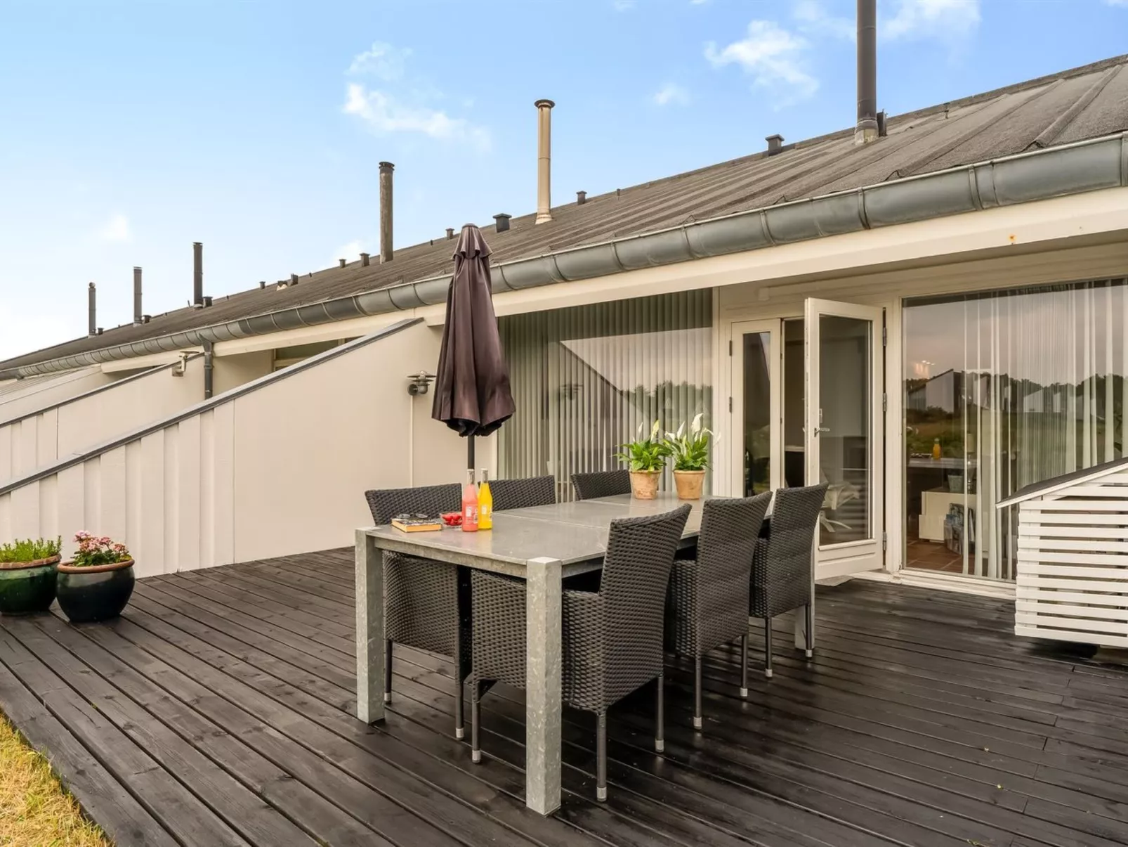 "Nis" - 900m from the sea-Draußen