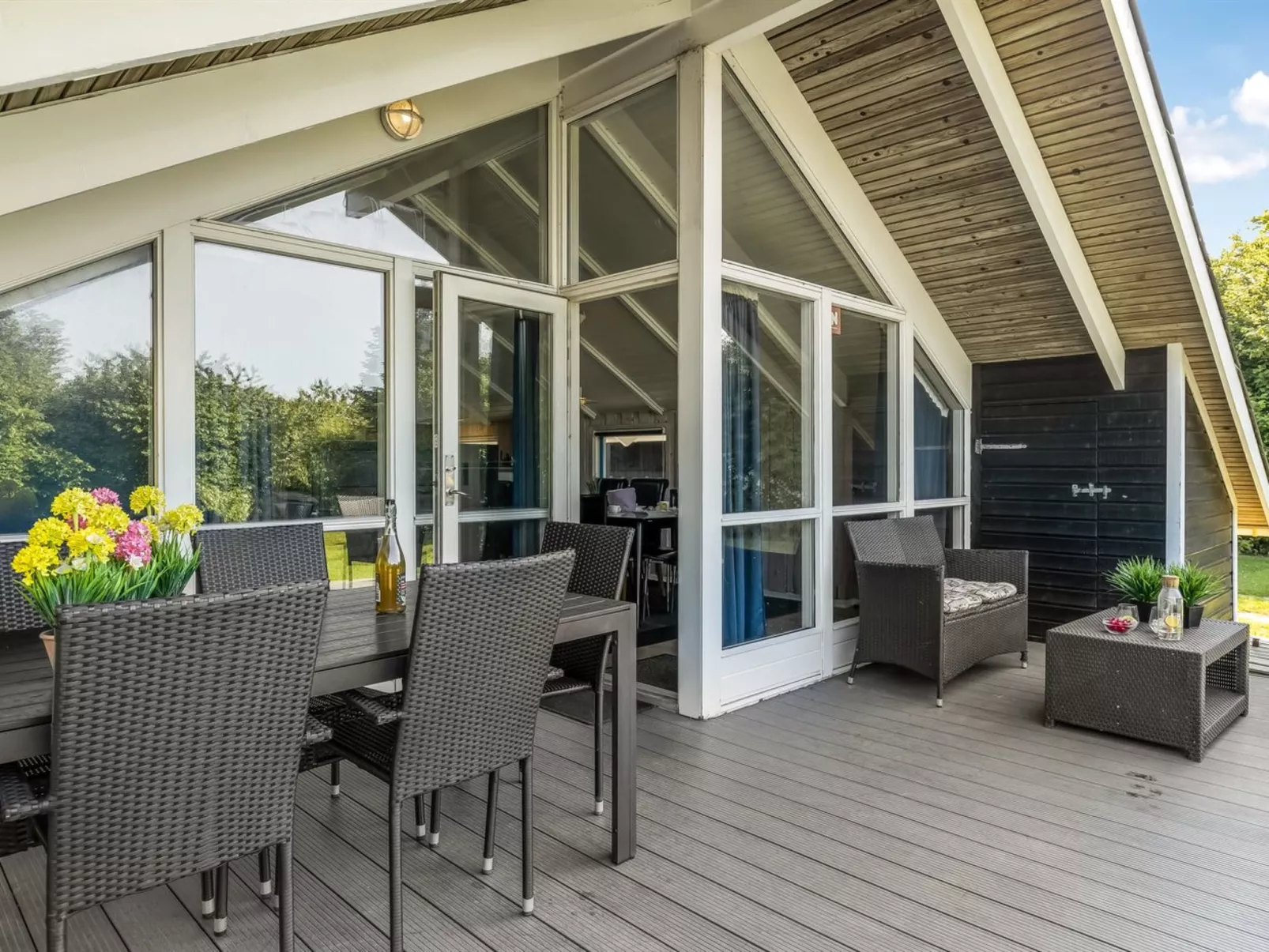 "Kai" - 400m from the sea-Draußen