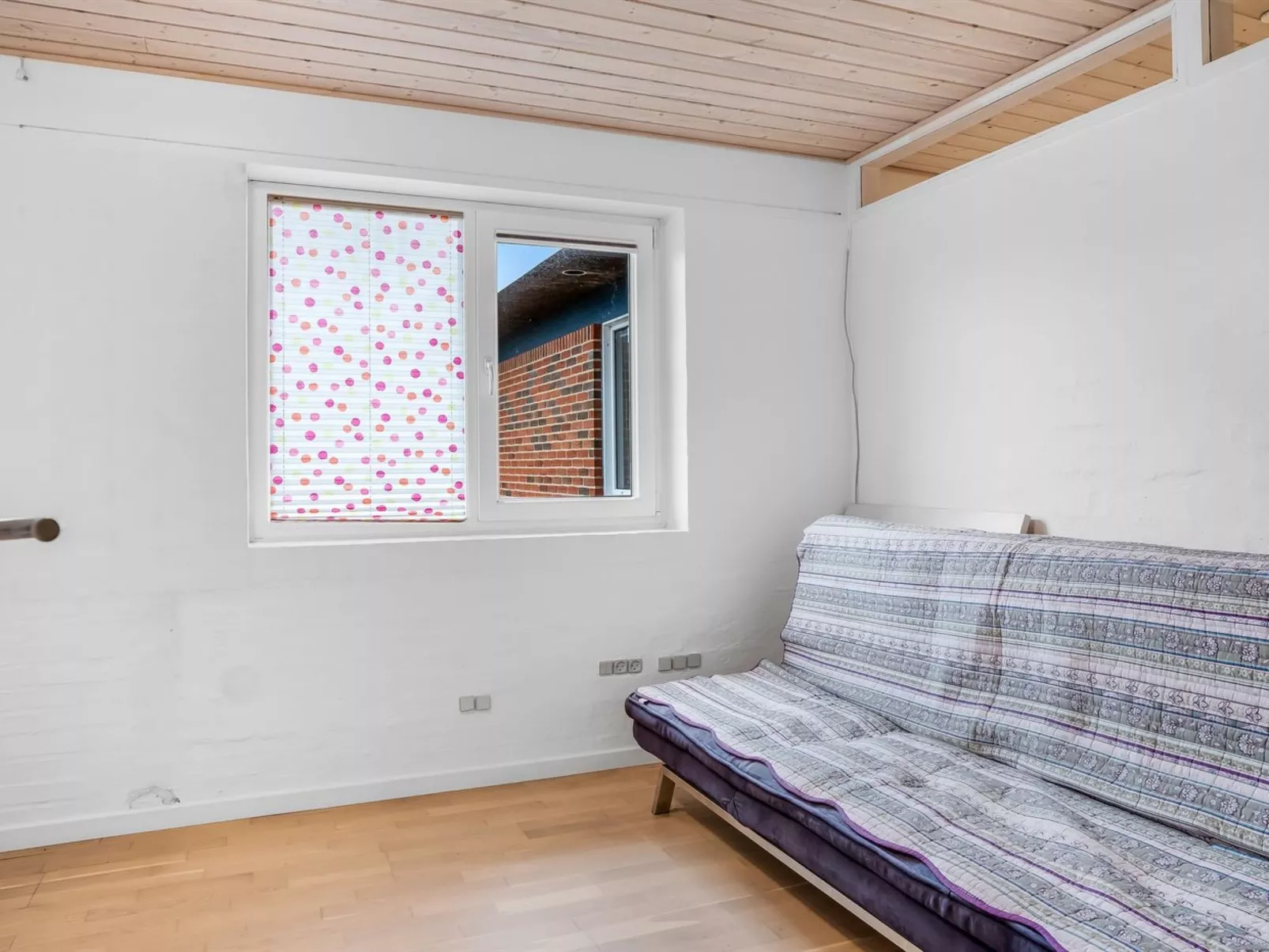 "Withulf" - 500m to the fjord-Drinnen