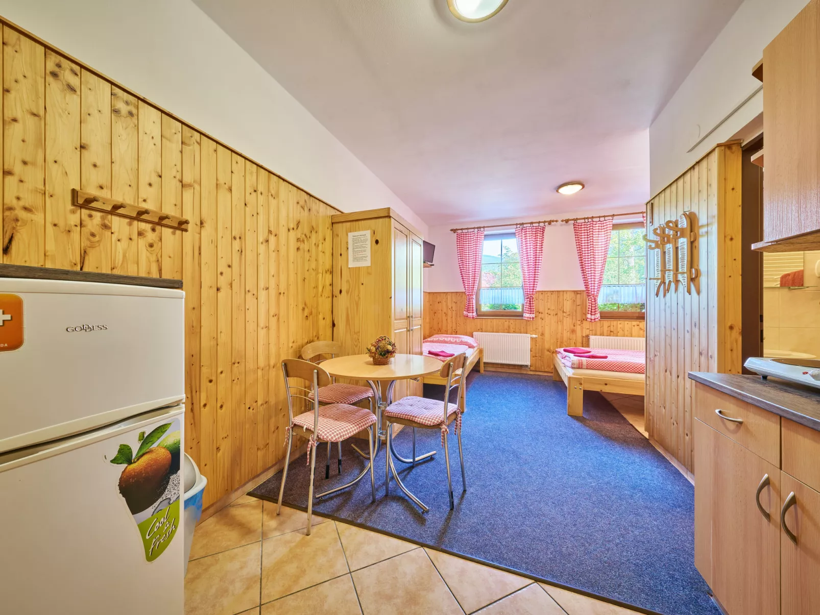 U Švýcarského dvora II-Dedans