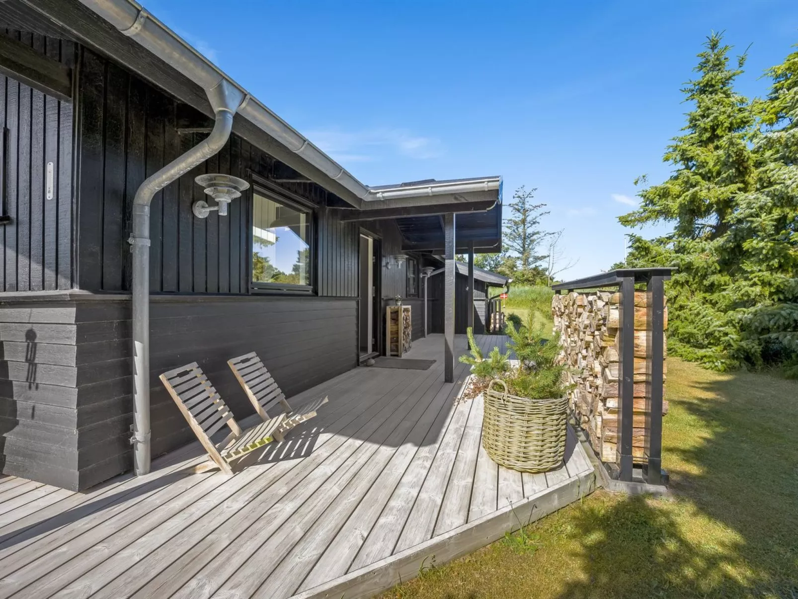 "Verner" - 990m from the sea-Outside