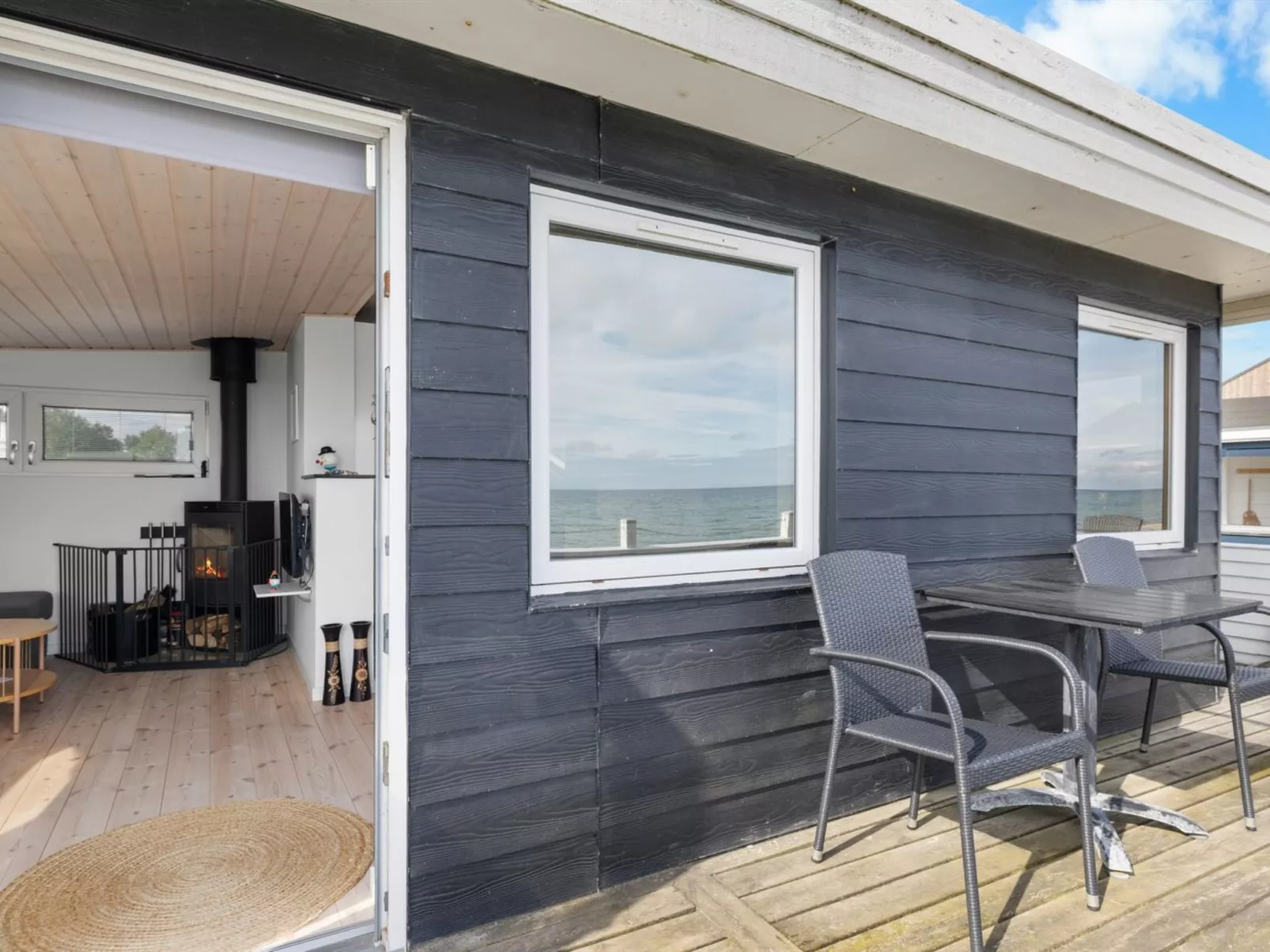 "Folkhart" - 10m from the sea-Dehors