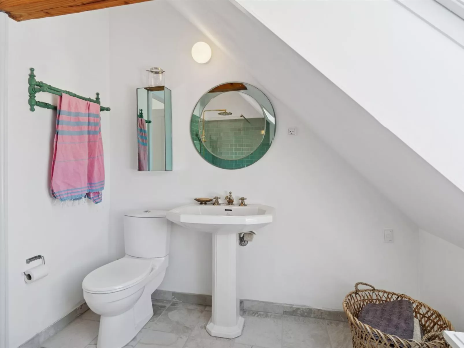 "Aarni" - 6.5km from the sea-Inside