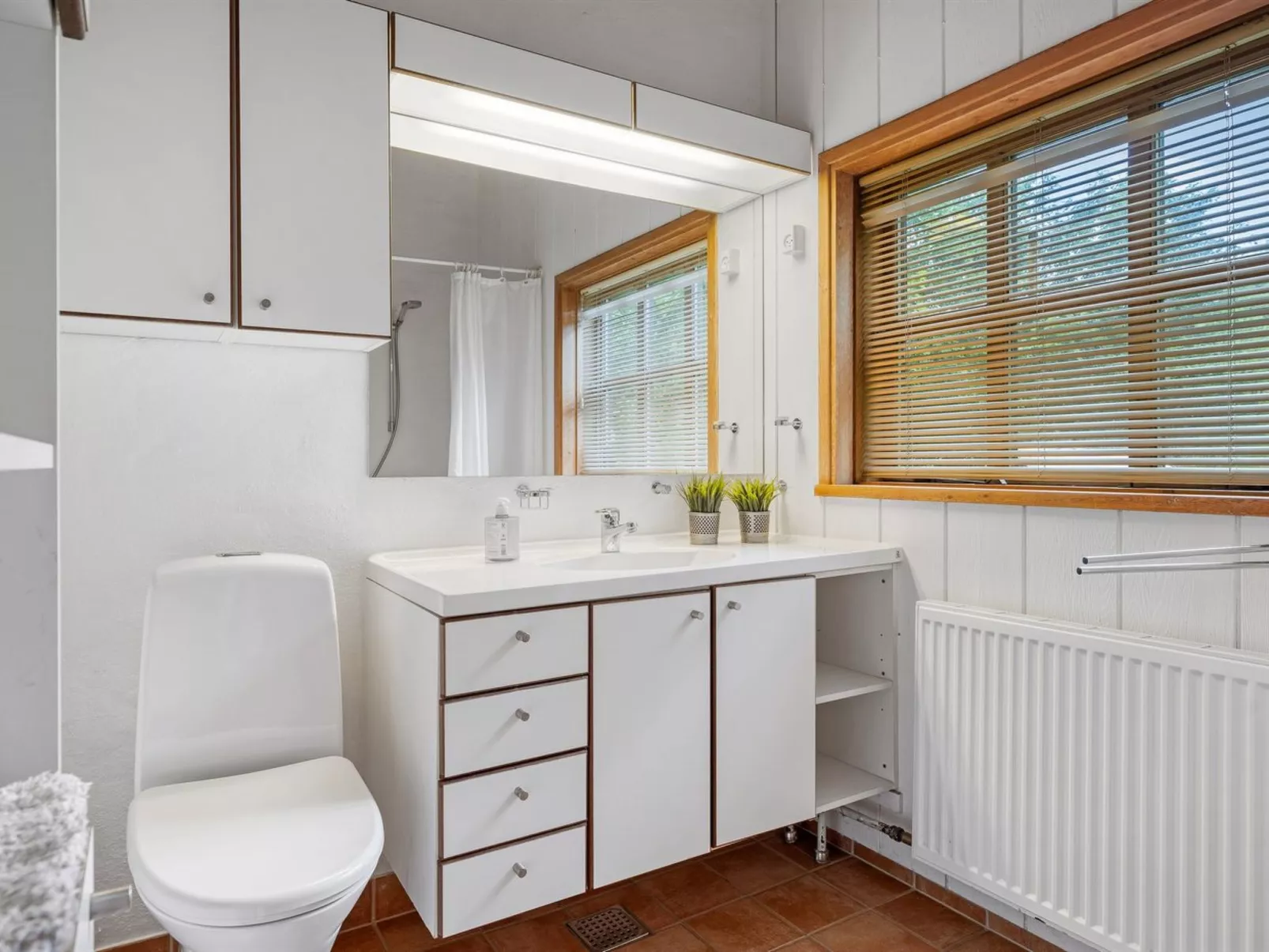 "Arsi" - 2km from the sea-Drinnen