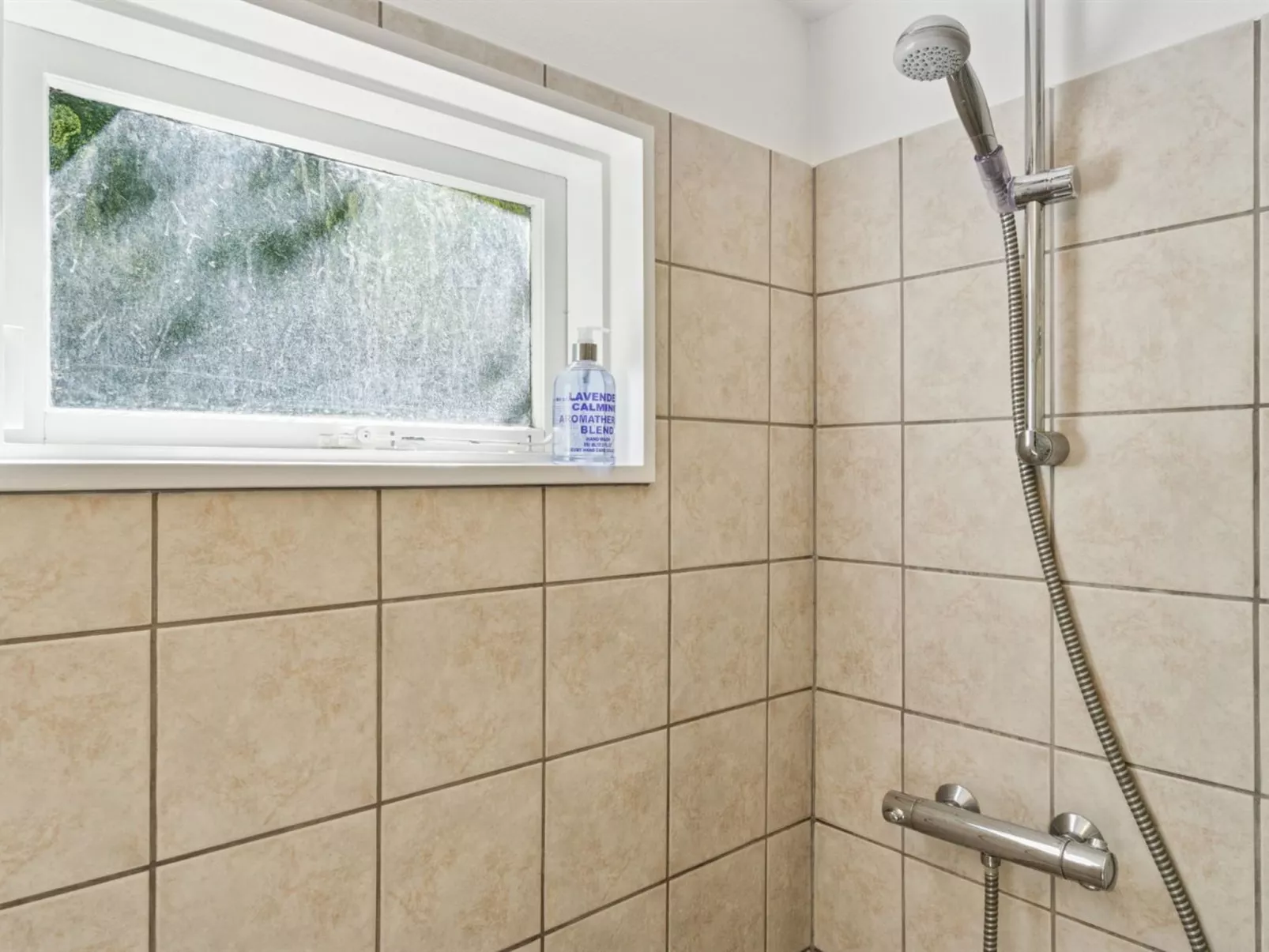 "Guthfrith" - 1.4km from the sea-Drinnen