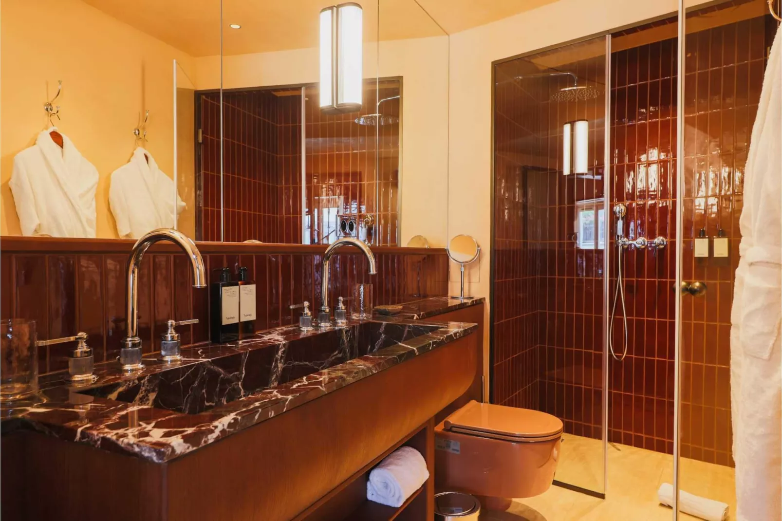 CONFIDENTIEL-6-Badezimmer