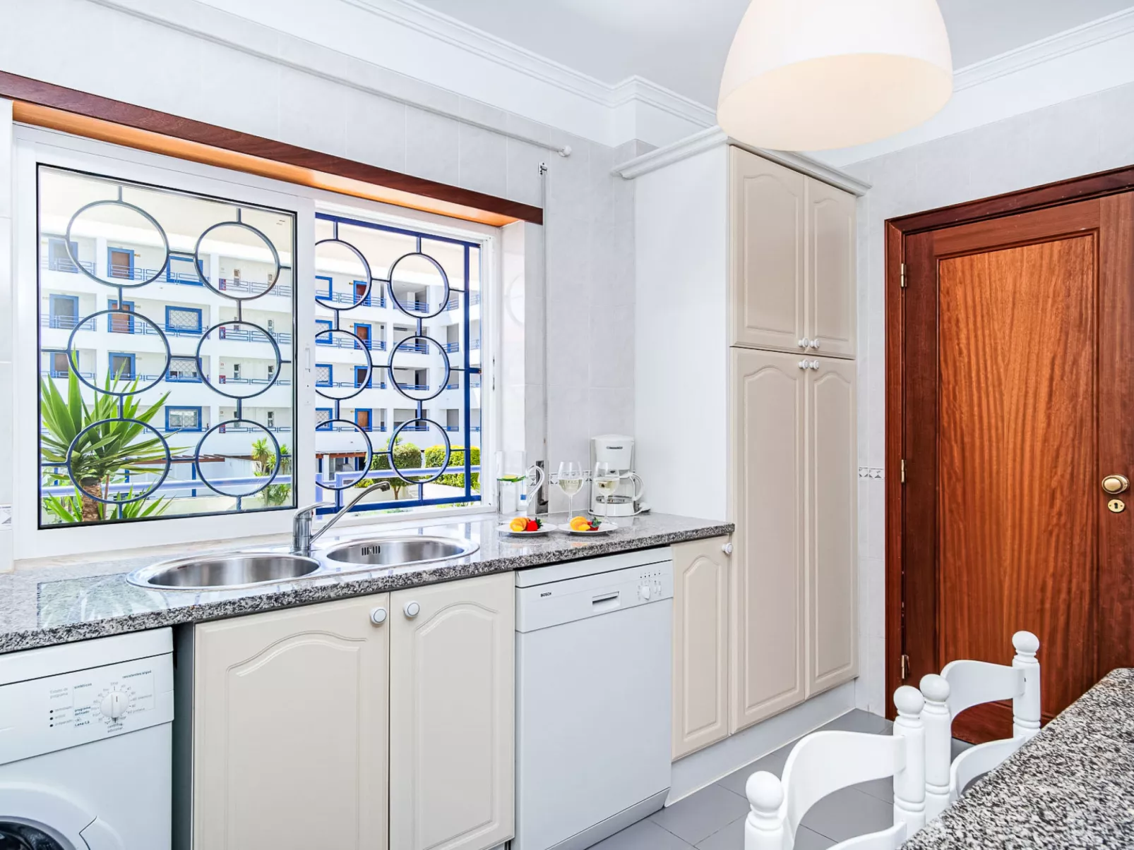 Mediterrâneo-Dedans