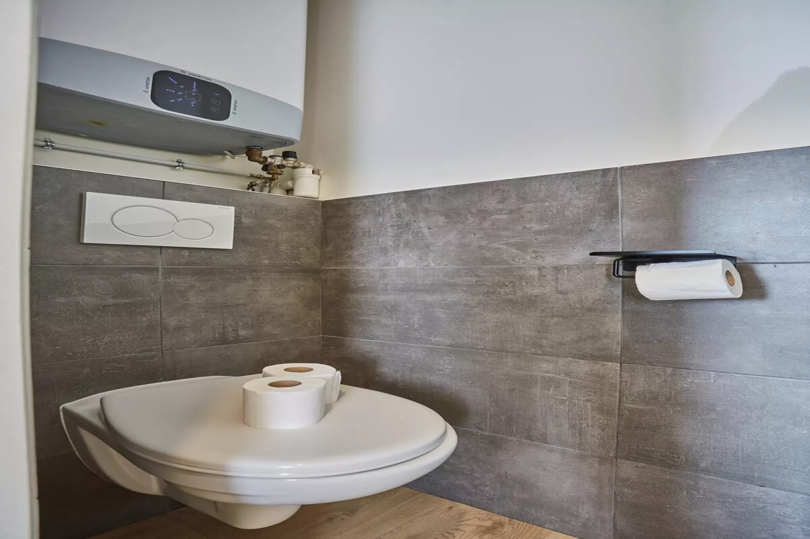 TREVISE 1  NEW-Non tagué